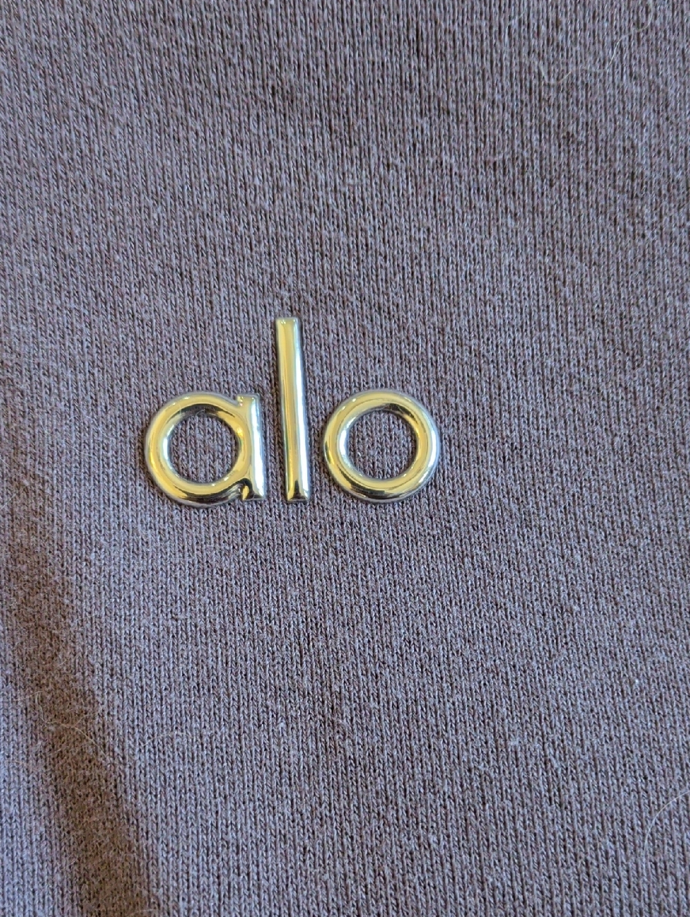 ALO Yoga Accolade Set Metallic Logo Pullover - Picture 2 of 6